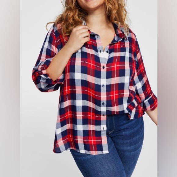 Tommy Hilfiger button up size small - Picture 1 of 8